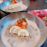 炭火焼肉 にく式 - 