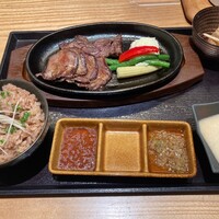 肉寿司 肉和食 KINTAN コレド室町 - 