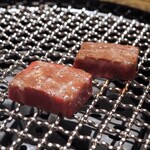 日本焼肉はせ川 別亭 - 兵庫　川岸畜産　三十五ヶ月肥育　グランロイン　神戸牛フィレ　有明産初摘み一番海苔