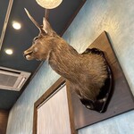 ビストロスリール - シェフが仕留めた鹿