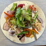 ビストロスリール - 前菜盛り合わせサラダ仕立て