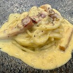 ビストロスリール - 自家製柚子胡椒のカルボナーラ