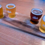 The Sporting Globe x 4 Pines - 