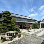 アルベルゴ アスペラ - 店舗外観