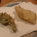 宇奈根 山中 - 左から、こごみ、たけのこ