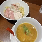 鶏そば専門店 らーめん風見鶏 - 特製濃厚つけ麵(1000円)