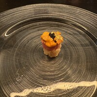 鮨 四 - 