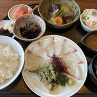 日本料理雲海 - 