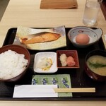 新大和 - 定食。