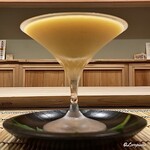 御料理 寺沢 - 玉蜀黍のすり流しに生海胆とキャビア