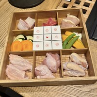 鶏焼き肉 囲 - 