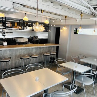 French Wine Bar undemi_1