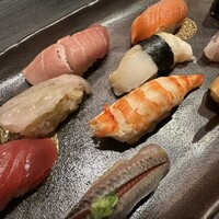 鮨 万代 -  鮨 万代 -