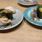 回転寿司 鮮 - 貝三貫　イカ三貫