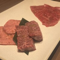 焼肉うしごろ 新宿三丁目店 - 