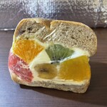 ディグイン - フルーツサンド 650円