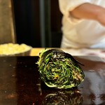 鮨 三心 - 昆布締めしたベビーリーフ(広島県久井産梶谷農園)