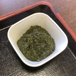 伊都菜彩 まるいとうどん - 【あかもく】磯の香り豊かなネバトロ海藻です