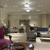 ソンブルイユ TOKYO - サロンでまず一息