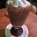 プティ　カフェ　トロン - 