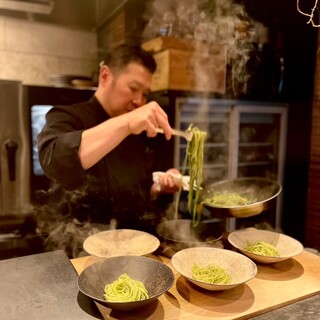 イタリアンをベースにしたイノベーティブな料理