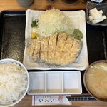 とんかつ いわい - 特選ロースかつ定食