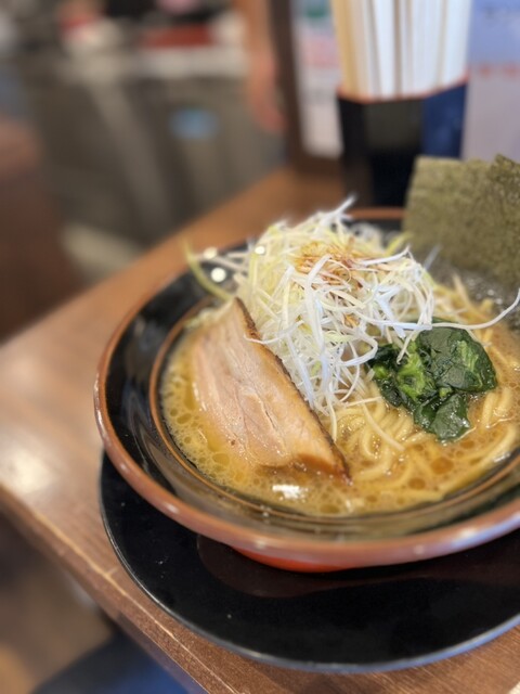Yokohama Iekei Ramen Gachi Ya photo 2