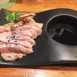 ラーメン若松 - 地鶏のタタキです☆　おつまみの定番です☆