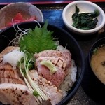 まぐろ食堂 七兵衛丸