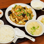 穂香田園 - 日替ランチB：660円