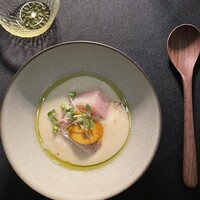 MAISON 8 restaurant - 