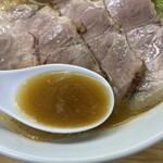 鶏麺亭 - 濃厚なスープ