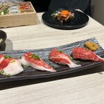 めしや因すけ - 大判道産和牛 ブリスケの炙り肉寿司 4貫盛り