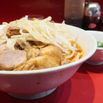 ラーメン二郎 - ラーメン半分＋ＳＫ青ネギ