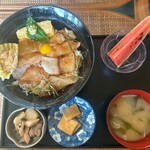 波真夕 - ヒラメのヅケ丼