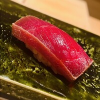 鮨 ふじおか - 赤身の湯霜です