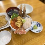 北のどんぶり屋 滝波食堂 - わがまま丼（うに・ボタンエビ・いくら）