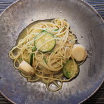 259931738 - 帆立とズッキーニのアーリオ オーリオ