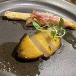 Motivo ワインと料理 - あわびと白アスパラ