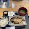 山安食堂 ターンパイク店