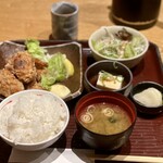 宮崎地鶏炭火焼 車 - 