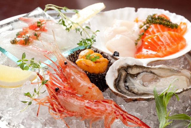 閉店 ザ バラティ オーシャンクラブ The Baratie Ocean Club すすきの 市営 ダイニングバー 食べログ