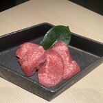 焼肉料理 牛吉日和 - 