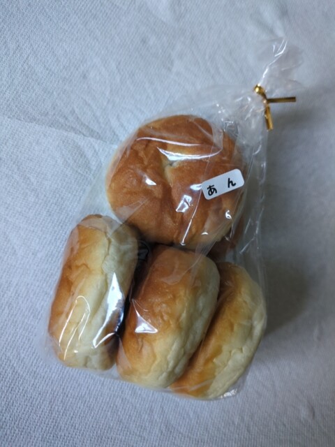 福島・本宮の人気ベーカリー「ヱビスヤパン店」：手作りパンと温かいサービス