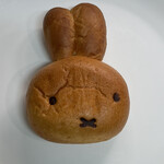 Miffy Mori no Bakery Karuizawa Ten - ミッフィーです。あんぱんです。３２４円です。