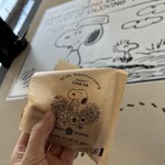 SNOOPY Chaya Karuizawa - Snoopy and Snoopy, with Snoopy in between.