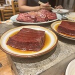 炭火焼肉ホルモンさわいし - 