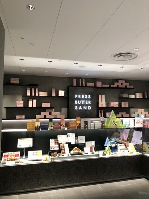 PRESS BUTTER SAND 名古屋栄三越店 (プレスバターサンド) - 栄 PRESS BUTTER SAND 名古屋栄三越店 (プレスバターサンド) - 栄