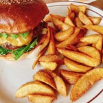 クリッターズバーガー - 