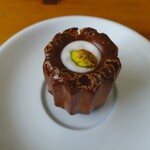 Canelé de CHIANTI - ピスタチオ